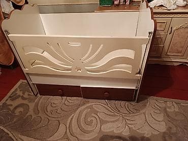 ucuz qapılar: Oğlan və qız üçün, Dördbucaq, Beşik, Dəstsiz, Matras ilə, Yellənmə mexanizm ilə — 4