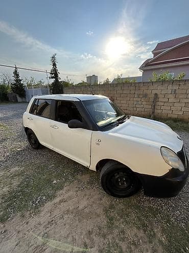peri: LIFAN Smily (320): 1.3 l | 2013 il Sedan — 4