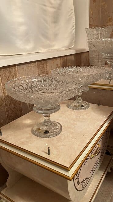yuxuda qab qaşıq yumaq: Kristal süfrə dəsti - Zərif naxışlı, kəsim ornamentli iri kristal — 36