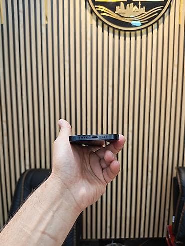 philips xenium 9@9d: IPhone 14, 128 GB, Midnight, Zəmanət, Simsiz şarj, Face ID — 5