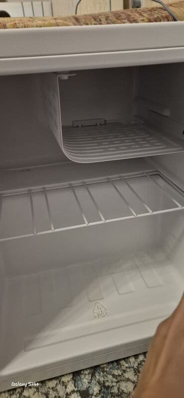 manqal satışı: Mini Hoffman Soyuducu Satılır, rəng - Ağ — 4