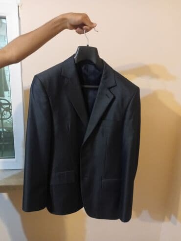 Şəkildə tünd düşüb qara deyil,ğöydü nazik xətləri var