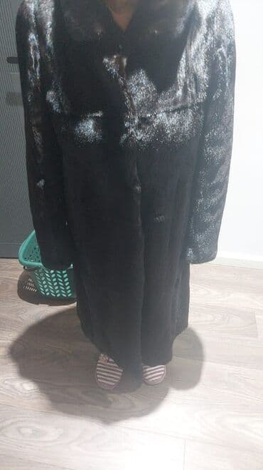 yuxuda şuba görmək: Qadın kürkü – tünd qəhvəyi/qaraya yaxın rəng, uzun modellidir — 1