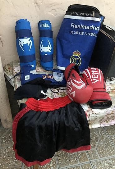 Boks aparatları: Boks/Muay-Thai/Döyüş idmanı üçün komplekt dəst Tərkib: - Venum — 1