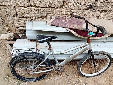 velasebet: İşlənmiş Şəhər velosipedi Adidas, 20", sürətlərin sayı: 1, Ünvandan götürmə, Ödənişli çatdırılma — 1