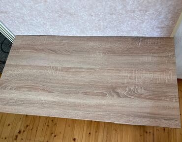 Tofas: Yazı masası, İşlənmiş, Dördbucaq masa — 2