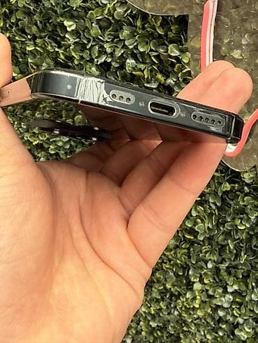 ikinci el iphone 13 pro: IPhone 15 Pro, 128 GB, Qara, Barmaq izi, Face ID — 8