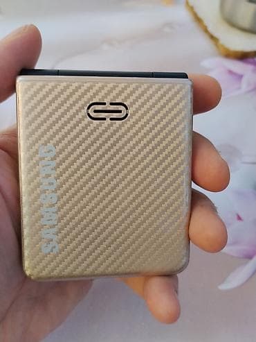 infinix telefon: Məhsul: Qapaqlı mobil telefon – Samsung üslubunda, “Galaxy Z Flip4” — 1