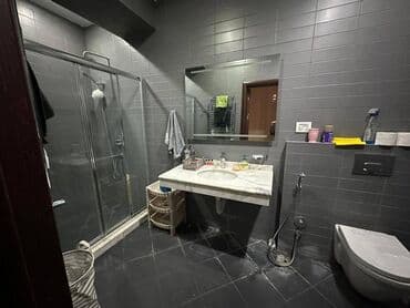 bina az musfiq qesebesi kohne tikili: Xətai rayonu, Xətai metrosunun düz arxasında, Xətai estetik klinikası — 6