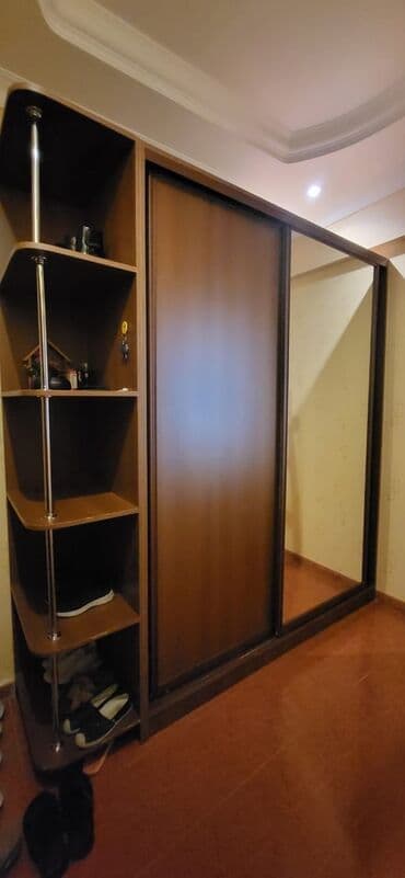 Dolablar: Kupe, 2 qapılı Düz dolab, Dəhliz dolabı — 2