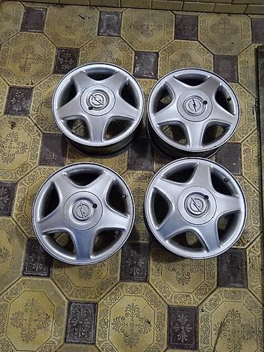 bmw e39 satilir: İşlənmiş Disk Opel R 15, 4 Boltlu — 2