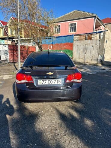 Chevrolet: Chevrolet Cruze sedan - Avtomatik sürətlər qutusu - Benzin mühərriki — 6
