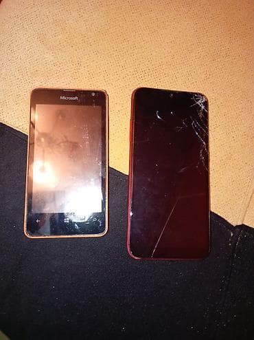 İki ədəd mobil telefon paketi 1) Samsung (gövdə rəngi: çəhrayı) - — 2