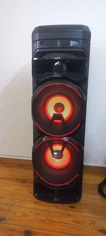 philips musiqi: LG XBOOM partı kolon sistemi - Model: LG XBOOM (üst paneldə “LG Home — 3