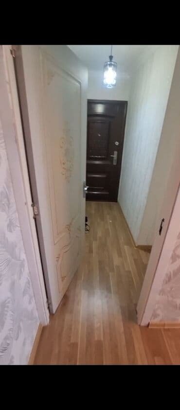 memar ecemi kiraye evler: Məkan Gəncə şəhəri Kirayə verilir Pasyolka 5/5 3 otaqlı təmirli — 8