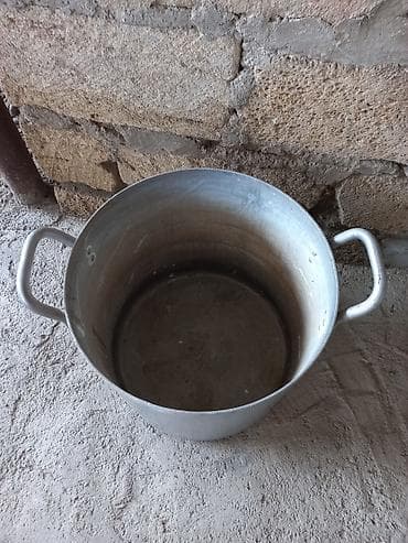 samovar 3 litr: Qazan, rəng - Ağ, Çuqun, 5-dən çox l, 20 sm, Alpina, Azərbaycan — 2