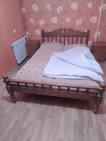 кровать бу: Б/у, Односпальная кровать, Без подьемного механизма, С матрасом, Без выдвижных ящиков — 1