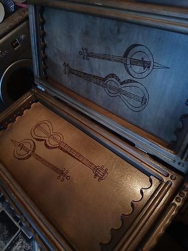 nerd dasi: Taxta naxışlı nərd dəsti – əl işidir - Material: bərk ağac, relyef — 2