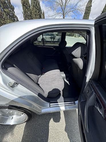 ford tranzit 2000: Mercedes-Benz E 240: 2.4 l | 2000 il Sedan — 7