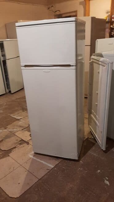 no frost soyuducu: İşlənmiş 2 qapılı Cinar Soyuducu Satılır, rəng - Ağ — 19