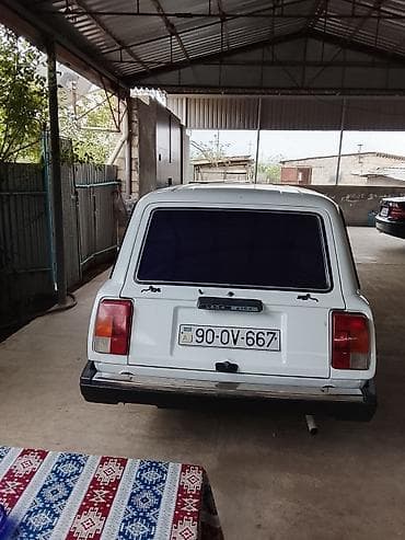 mercedes b class qiymeti: VAZ (LADA) 2104: 1.6 l | 2010 il 8011 km Universal — 2