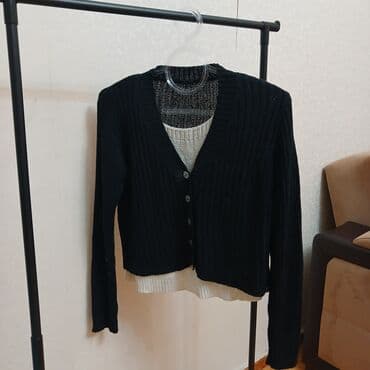 Другая женская одежда: Hər biri 5azn Qadın köynəyi – qısa kəsim, elastik rib trikotaj. - — 5