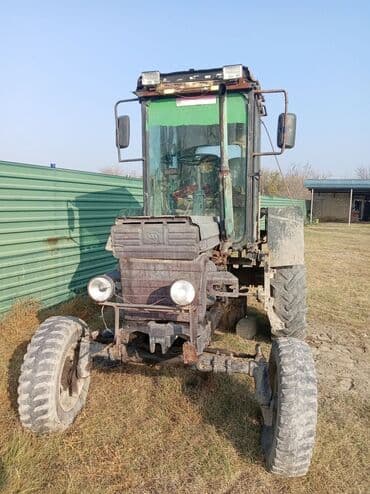 Alfa Romeo: Kənd təsərrüfatlarını traktoru - Kabinli, tam ölçülü traktor korpusu — 1