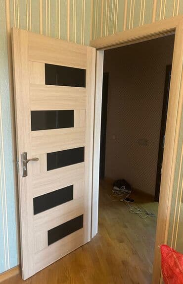 Yataq otağı üçün İşlənmiş Otaq qapısı 90x205 sm Zamok ilə, Ünvandan götürmə — 1