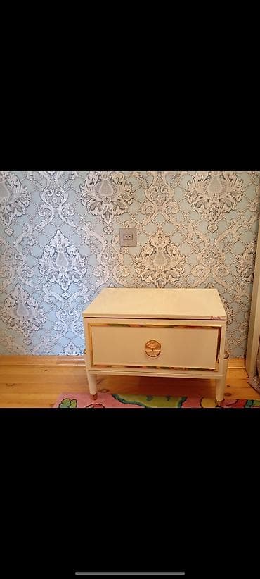 yatağ otağı desti: İkinəfərlik çarpayı, Tumba — 2