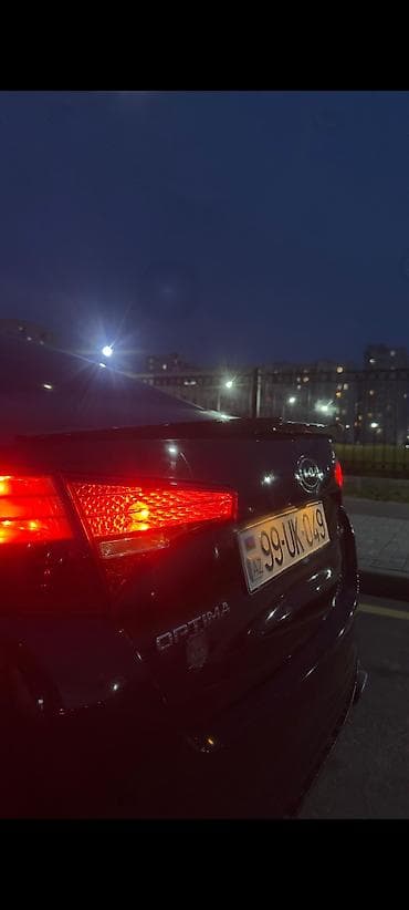 elantra 2013: Kia Optima: 2.4 l | 2013 il Sedan — 9