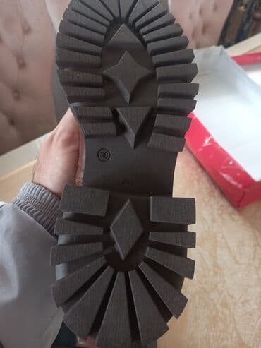 сапоги женские: Türkiyə istehsalıdır. Marka-Chapel. Ölçü 38. Yenidir, heç istifadə — 6