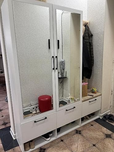 şkaflar ucuz: İşlənmiş, 2 qapılı, Güzgülü, Ağ, Digər material, Açılan, Düz dolab — 1