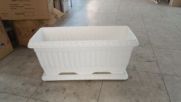 ezvay bitkisi: Dibçək Ağ rəngdə kvadrat uzun dibçək — bağ, eyvan və ya interyer — 2