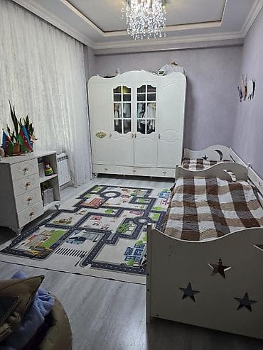 Oğlan və qız üçün, Təknəfərlik çarpayı