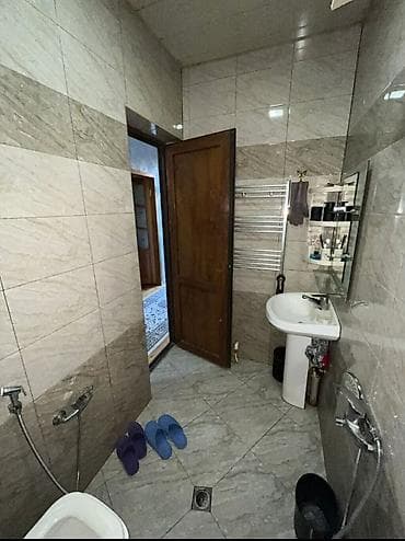 kiraye evler qebele: Zabrat 1 307 sayli mektebe yaxin 3 otaqli odelni heyet evi kiraye — 1