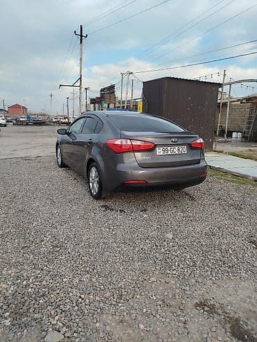 ymz ekskavator satisi: Kia Cerato: 1.6 l | 2013 il Sedan — 5