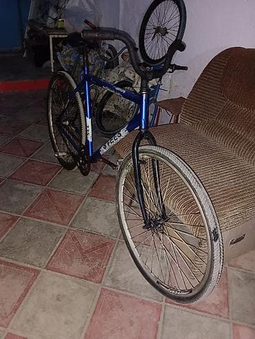 Şəhər velosipedləri: Şəhər velosipedi Stels, 28", sürətlərin sayı: 1 — 2