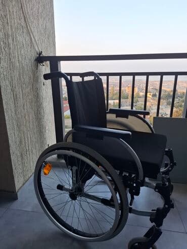 Yerimək üçün arabalar, çəliklər, əsalar, rollatorlar: Ottobock manual əlil arabası (cəmi 7 dəfə istifadə edilib) Təzədir - — 6