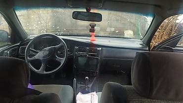 avto rullar: Toyota Carina E: 2 l | 1994 il Sedan — 8