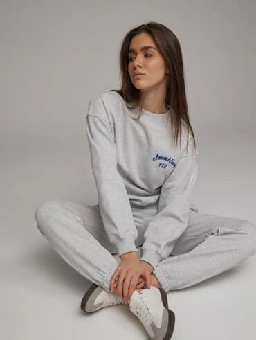 костюм мужской: Спортивный костюм, серый
Б/у — 2
