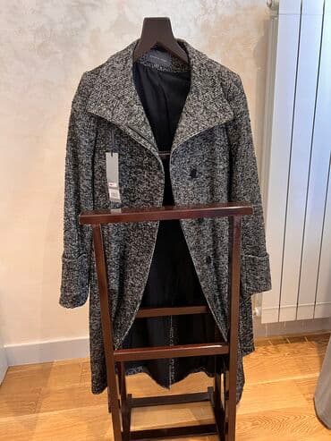 loreta palto: Palto yeni M razmer ustunde ama L razmerede olar — 3