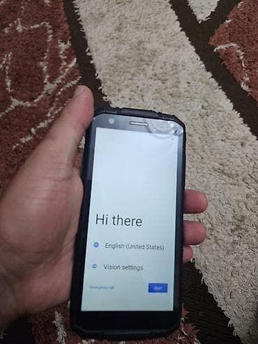 philips xenium e570: DOOGEE möhkəm smartfon Təzədir. Ancaq bank kartları yüklənib. NFC — 1