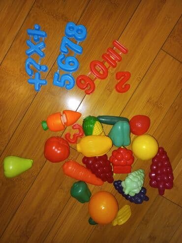 игрушки: Все игрушки целые в хорошем состоянии — 7