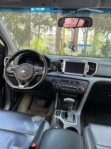 teker 17: Kia Sportage: 1.7 l | 2017 il Krossover — 6