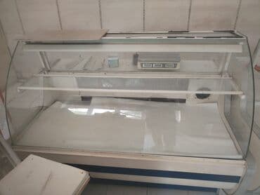 suseli soyuducu: Soyuduculu vitrin – mağaza və iaşə obyektləri üçün - Önü və yanları — 1