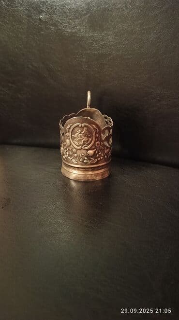 Məhsul: Metal fincanaltı (stəkan üçün tutacaq) Təsvir: - Klassik