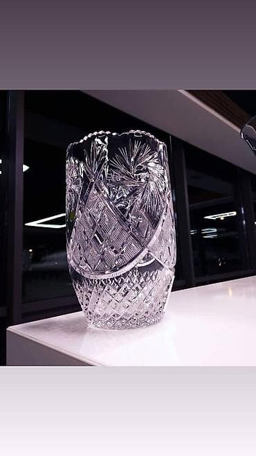 lustur ucuz: Bir vaza, Xrustal — 7