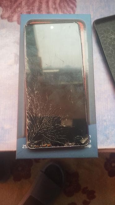 Samsung F520, 128 ГБ, цвет - Серый, Две SIM карты