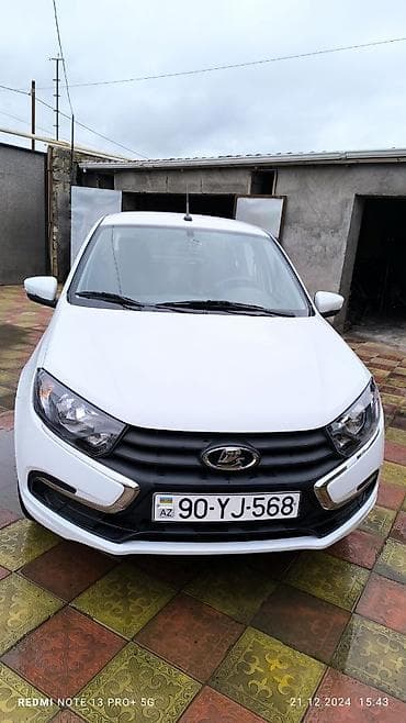VAZ (LADA) Granta: 1.6 l | 2024 il 49000 km Sedan