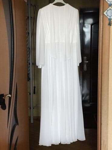 ziyafet geyim: Ziyafet geyimi AGS 46 razimer 140 azn alinib 1 defe geyinilib tezedir — 4